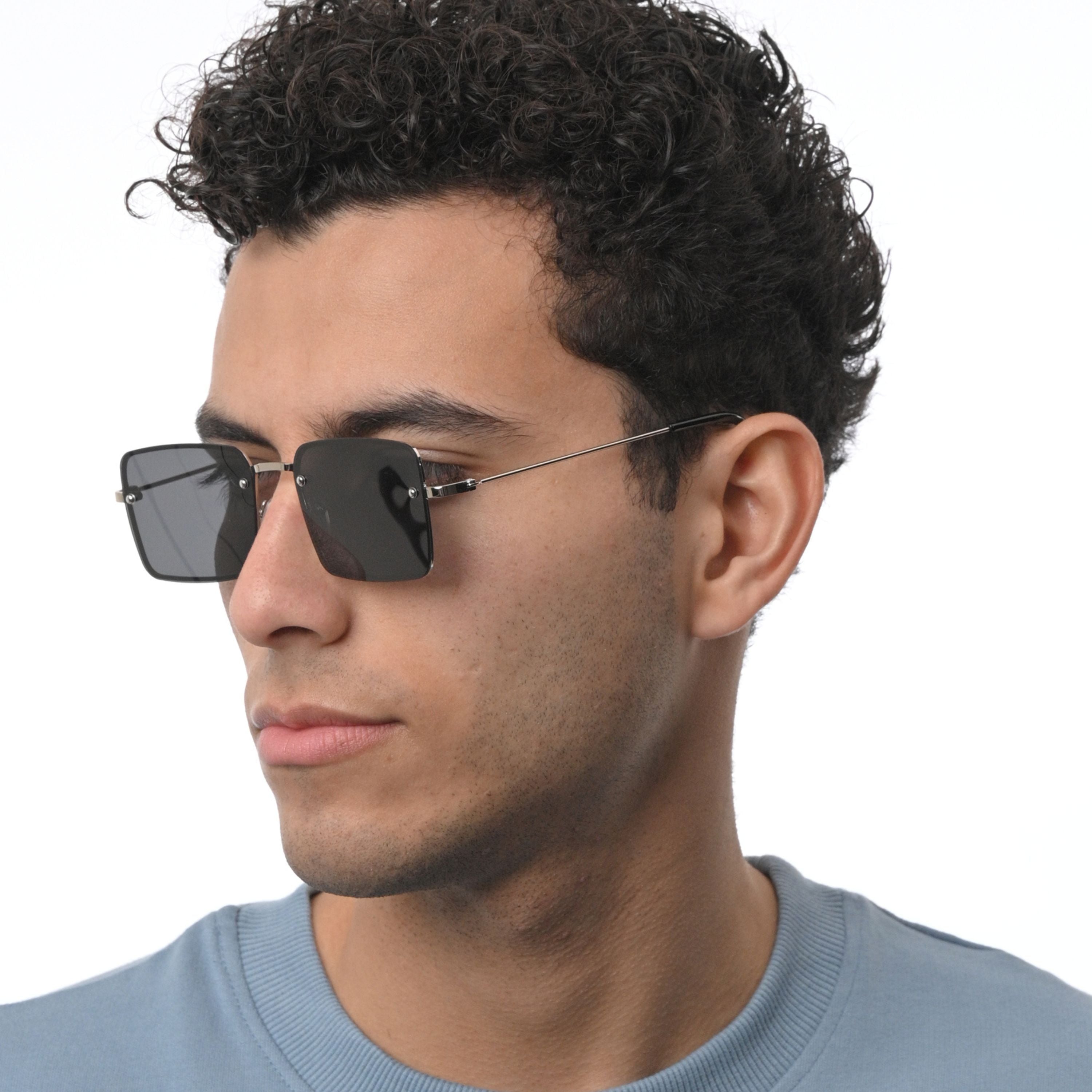 THE REGENT SUNGLASSES - Silver Smoke